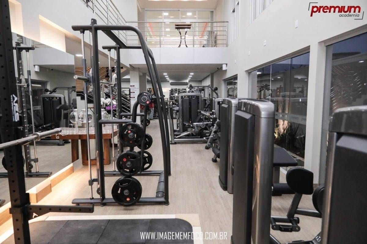 Premium Academia - Foto 2