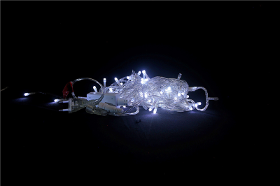 CORDÃO 150 LEDS COM ESTROBOS FIO TRANSP - Foto 1