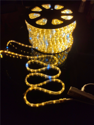 MANGUEIRAS DE 36 LEDS POR METRO COM ESTROBO - Foto 1