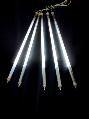 TUBOS SNOWFALL EFEITO NEVE CAINDO 80CM - Foto 1