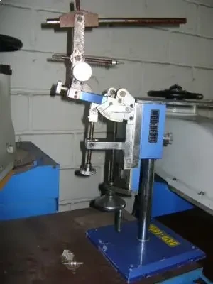 APARELHO P MARCAR E TRAÇAR FORMAS - Foto 1