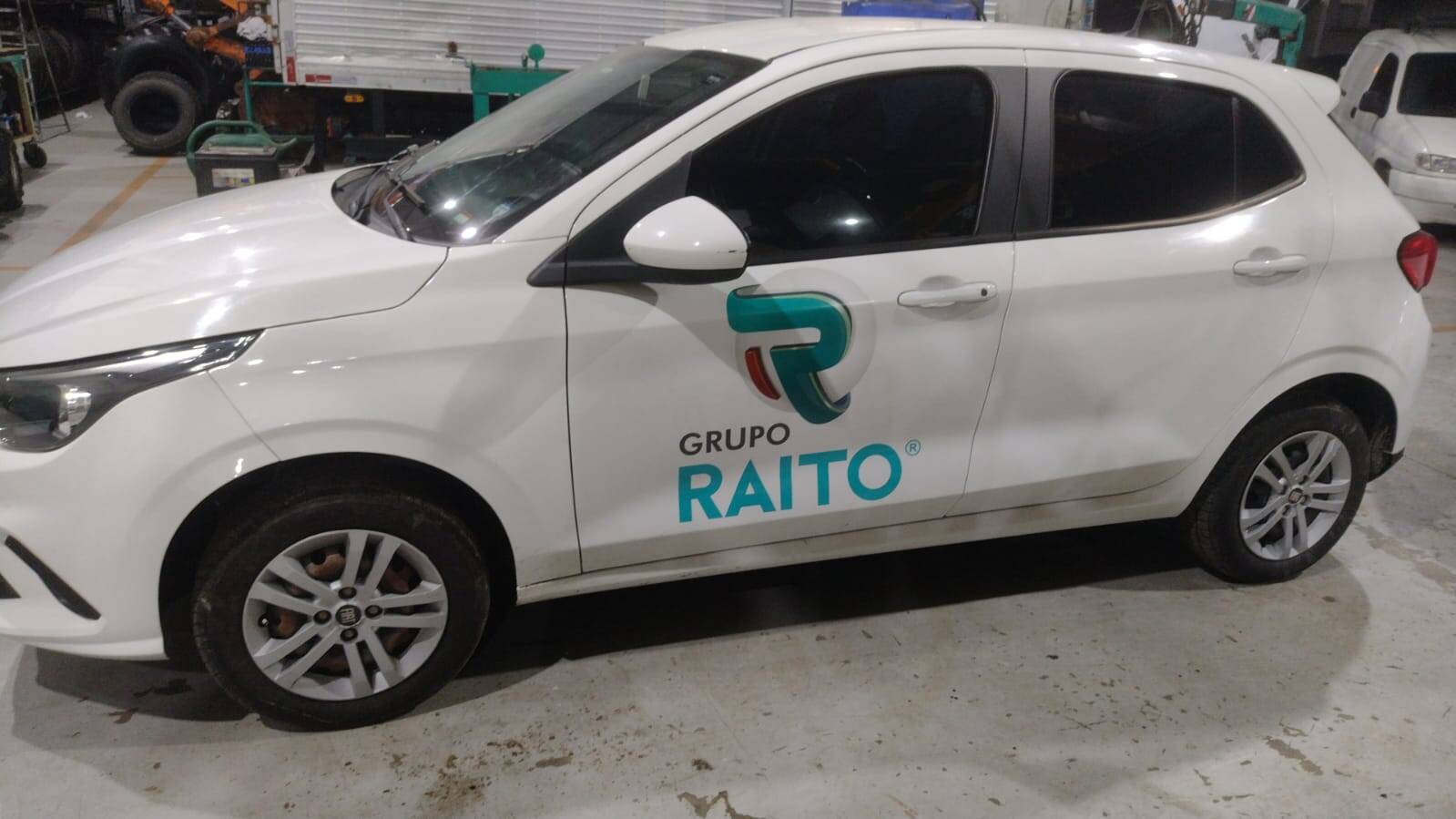 Veículo- Raito Transportes
