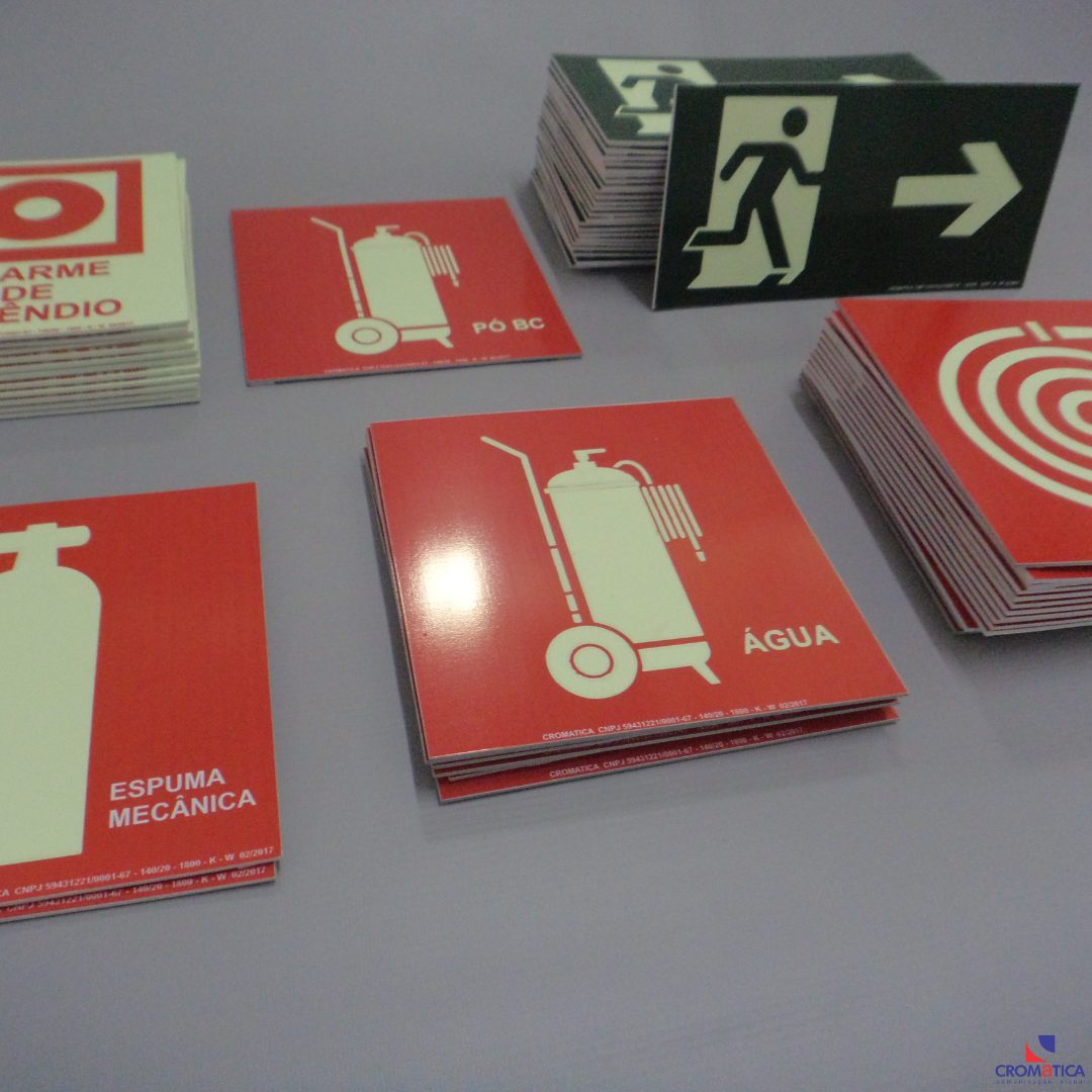 Placas de segurança