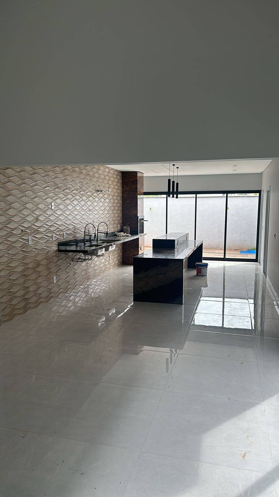 Casa de condomínio médio porte - Veneza cod 13 - Foto 5