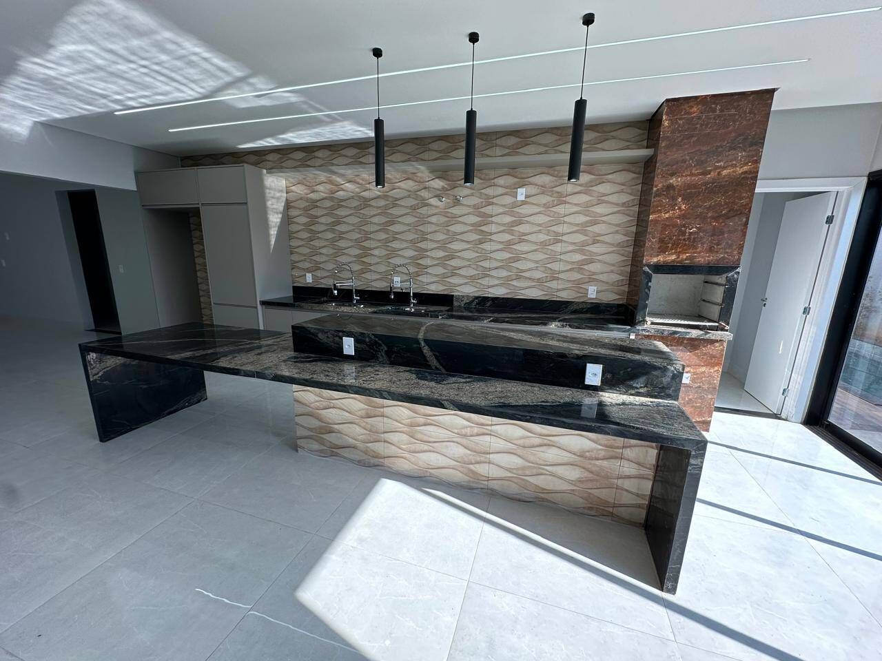 Casa de condomínio médio porte - Veneza cod 15 - Foto 6