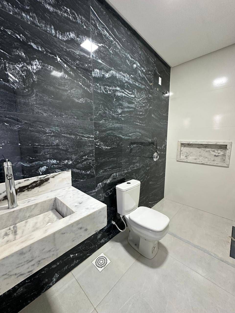 Casa de condomínio médio porte - Veneza cod 15 - Foto 8