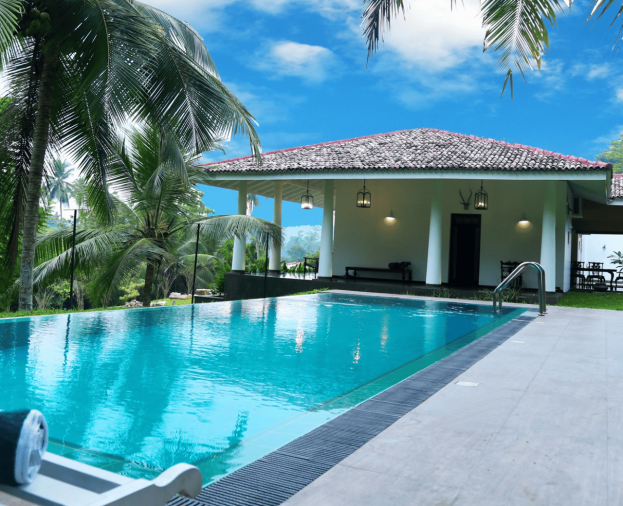 Construção de Piscina de Vinil e Alvenaria - Foto 1