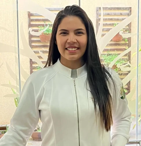 Dra. Lara Hanna Granjeiro de S CREFITO 16/418151-F