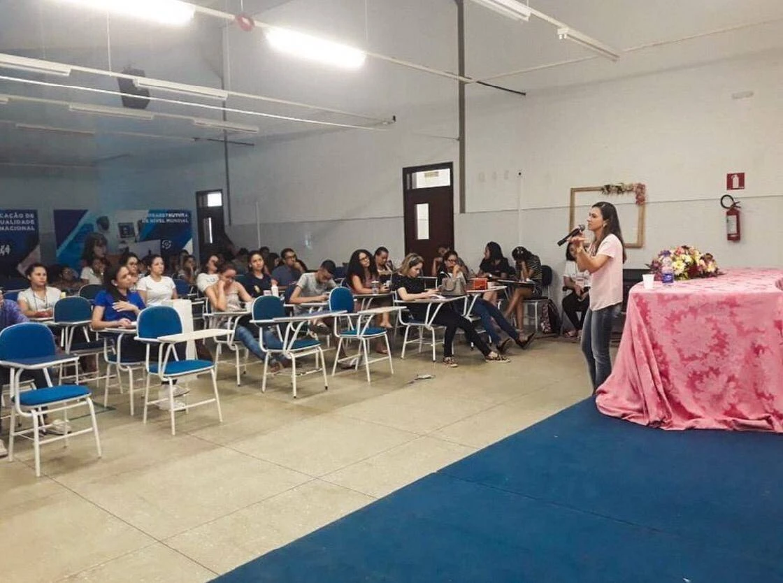 I SImpósio de Ginecologia e Obstetrícia (Dra. Marciene Cavalcante)