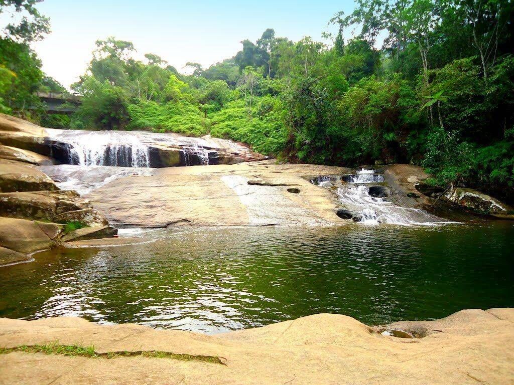 Cachoeiras e Praia de Ubatumirim - Foto 1