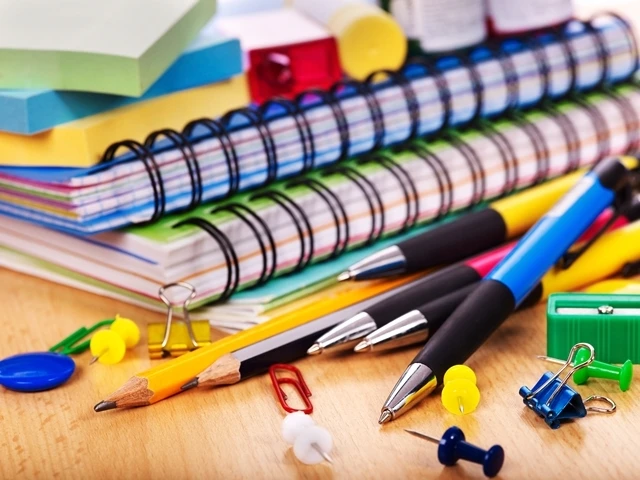 Venda de material escolar por Instituições de Ensino