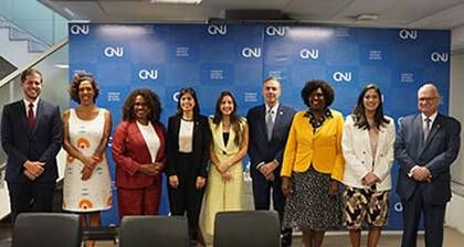 Grupo de parlamentares pede ao STF julgamento de ação que regulamenta licença-paternidade