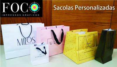 SACOLAS PARA PRESENTES - Foto 1