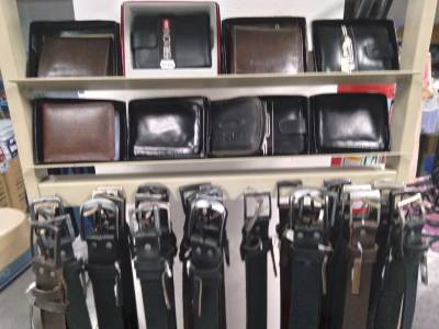 CARTEIRAS E CINTOS . - Foto 1