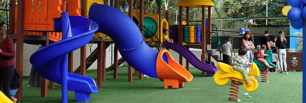 AABB Manhuaçu inaugura novo playground e celebra mais um investimento voltado para as famílias