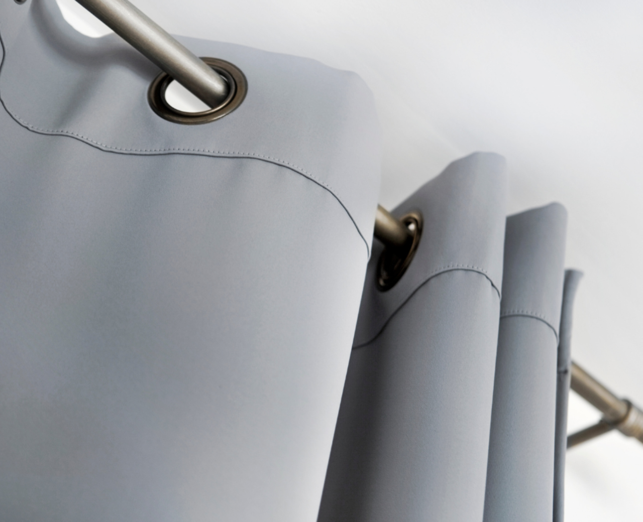 LIMPEZA DE CORTINAS ROLÔ E PERSIANAS - Foto 3