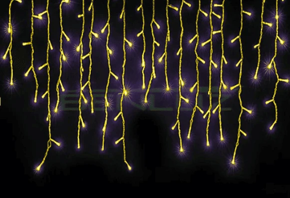 CASCATA 504 LEDS COM FIO DOURADO - Foto 1