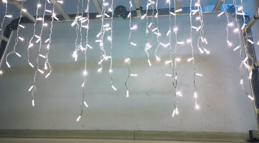 CASCATAS BLINDADAS 320 LEDS COM ESTROBINHOS - Foto 1