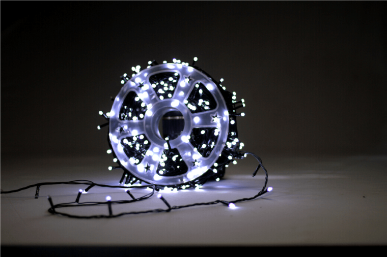 CORDOES DE 1100 LEDS COM ESTROBINHOS - Foto 1