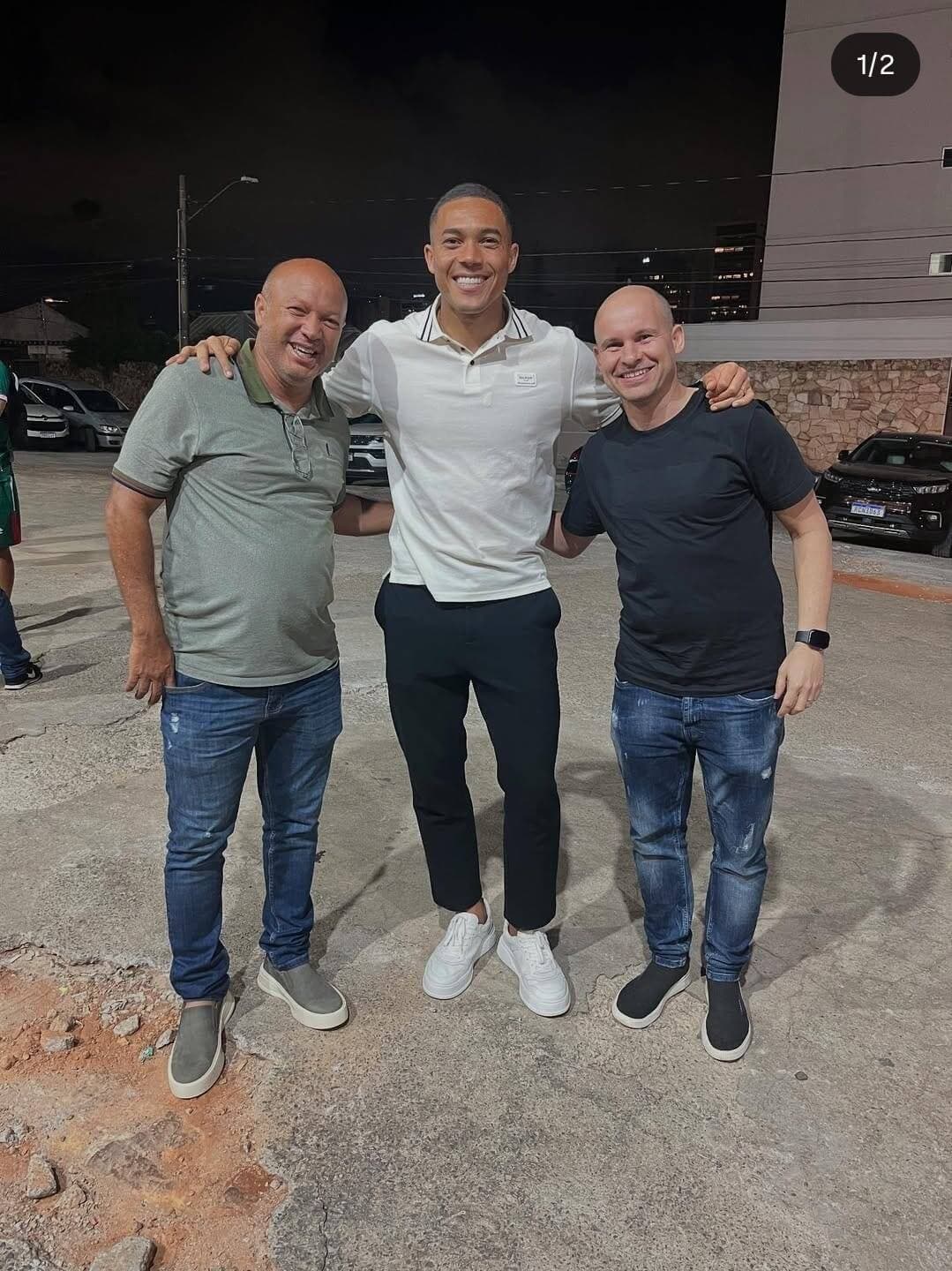 L17 tem reunião com parceiros da FK em Goiânia e visita atacante Carlos Vinícius!