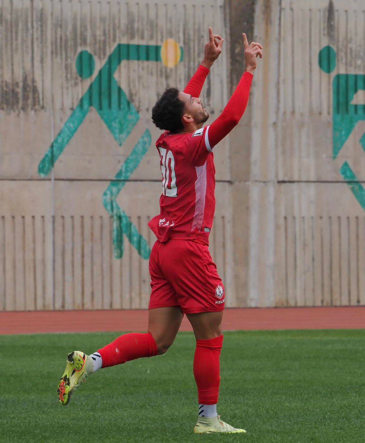 Lucas Emmanuel marca um 