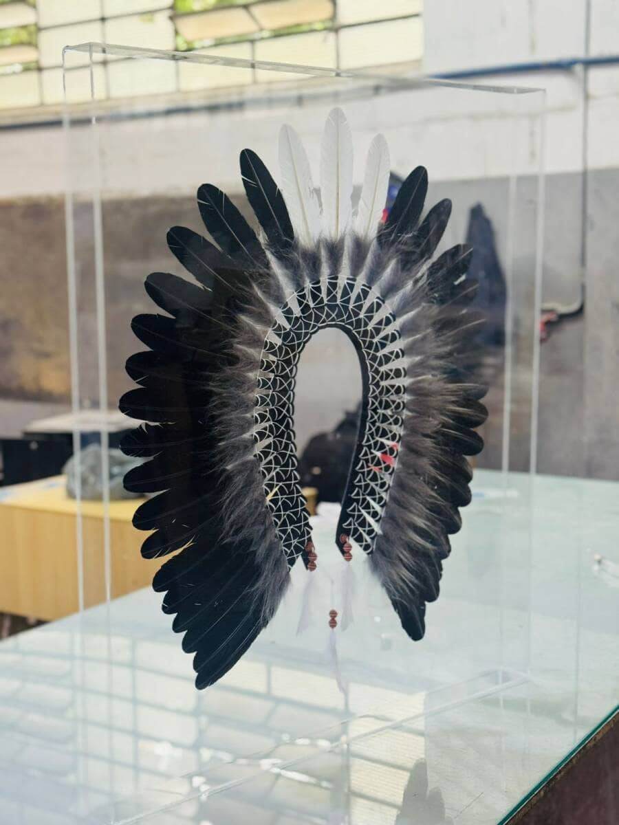 Cocar Caixa de Acrílico - 90x83 cm. R$ 2.790,00 - Foto 1