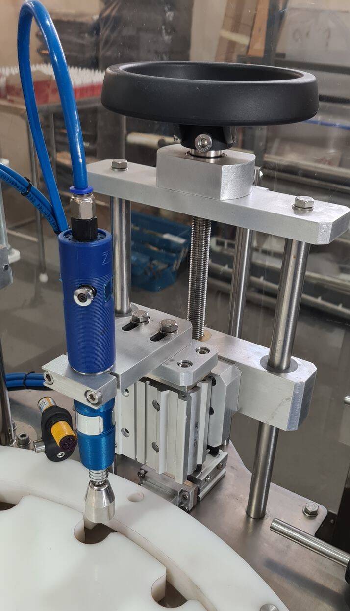 Fechamento de tampas - Foto 4