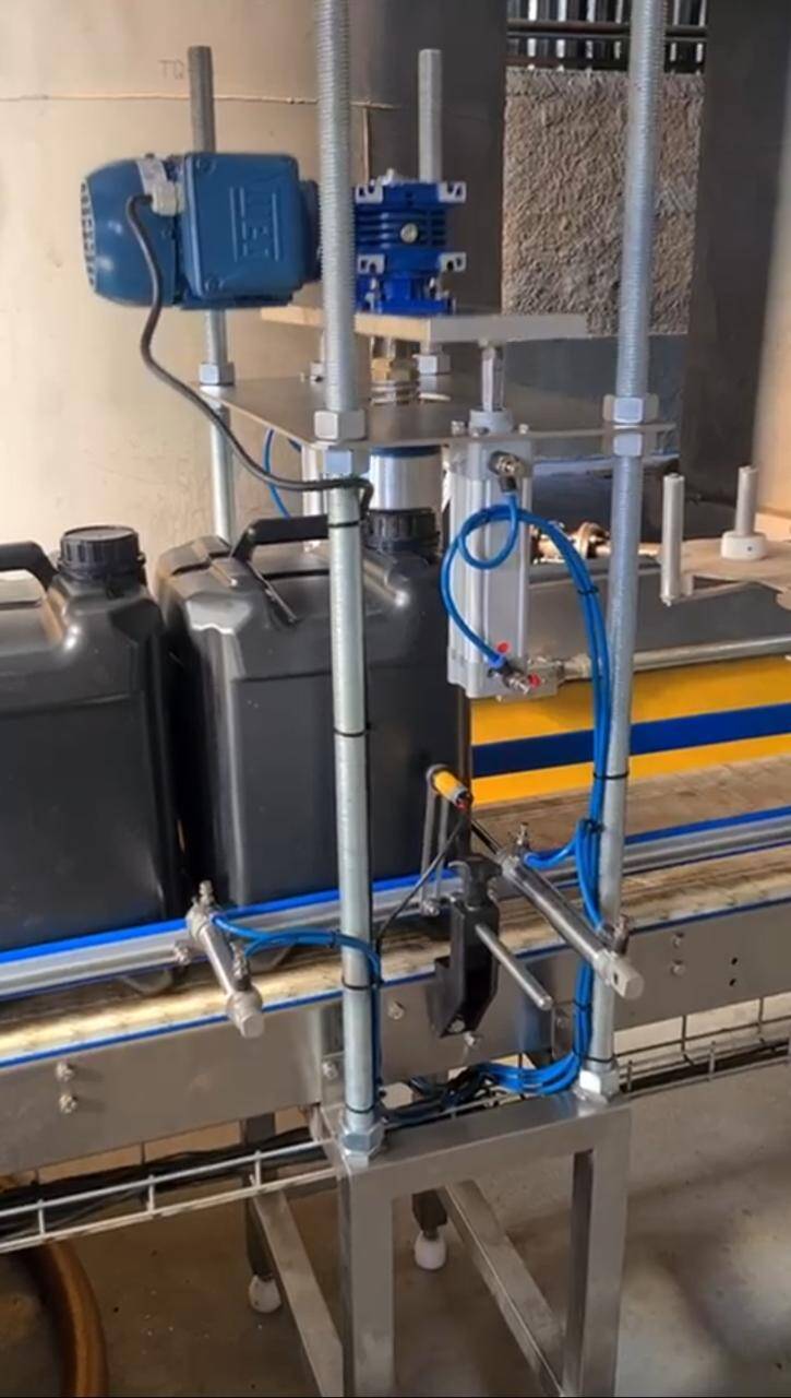 Fechamento de tampas - Foto 3