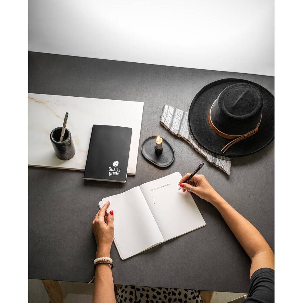 Caderno A5 de capa flexível em papel pedra QUEIROS - Foto 10