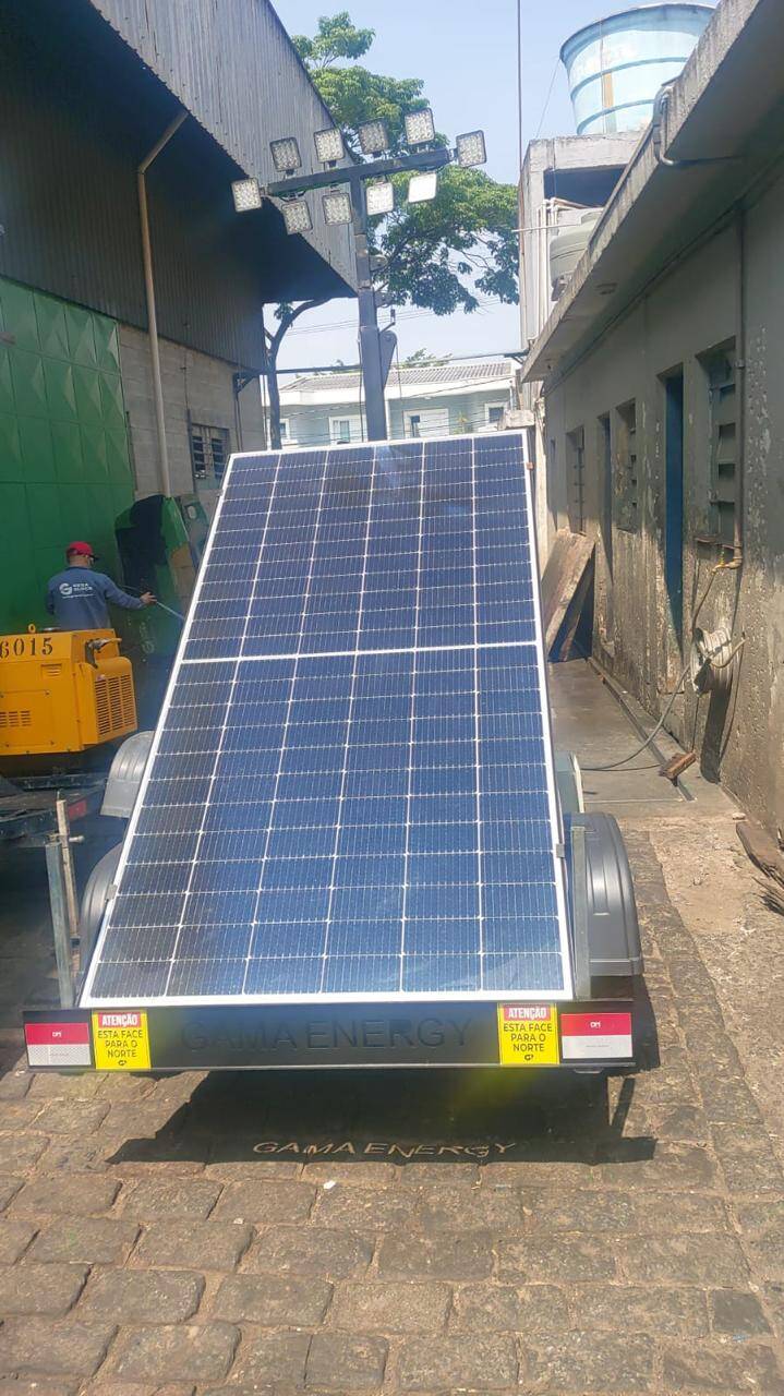 TORRE DE ILUMINAÇÃO A DIESEL E SOLAR - Foto 3