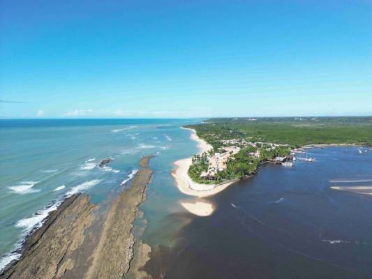 4 Minutos de Carro até a Praia: Proximidade ao Mar - Foto 1