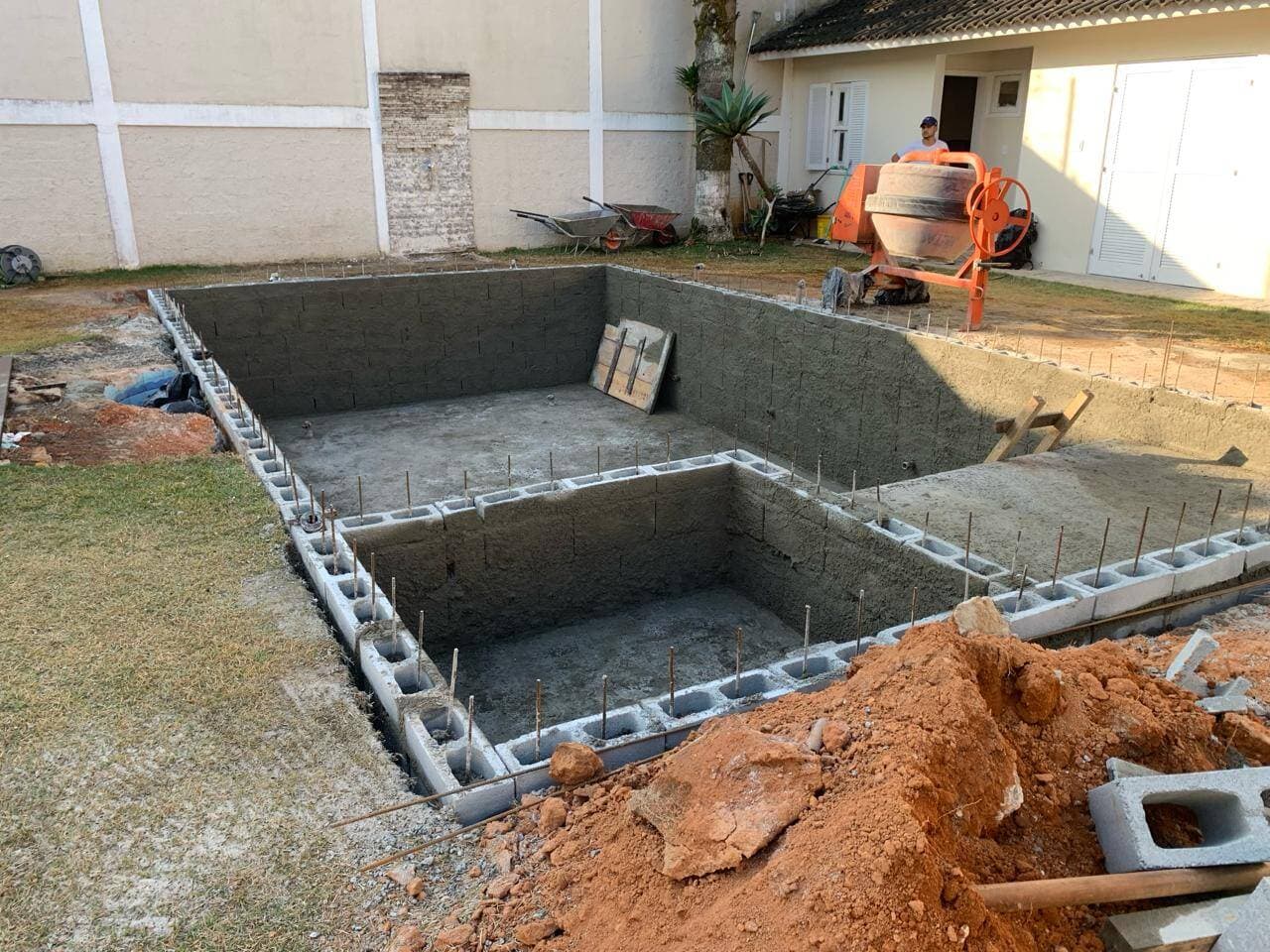 PISCINA 4