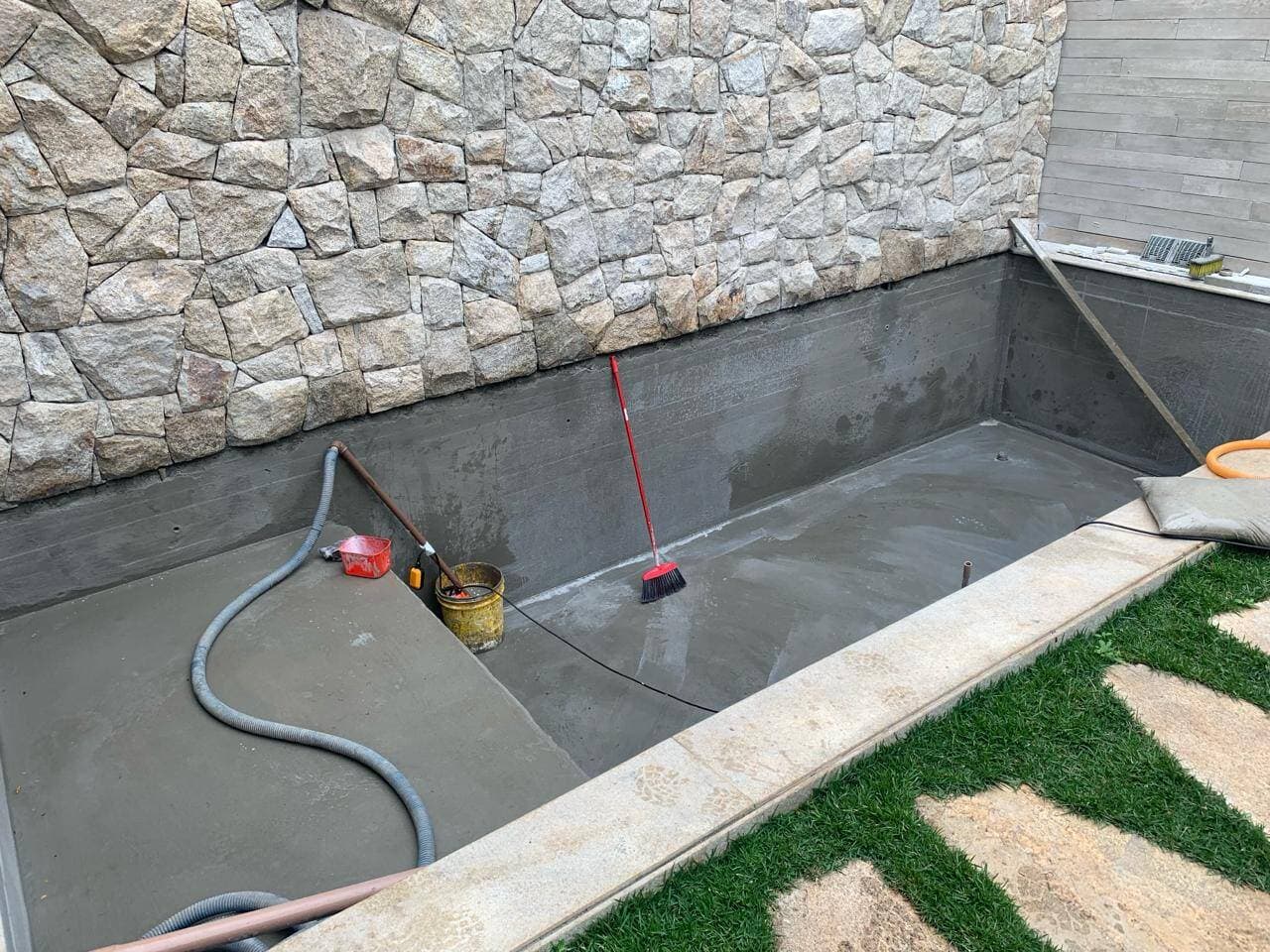 PISCINA 3