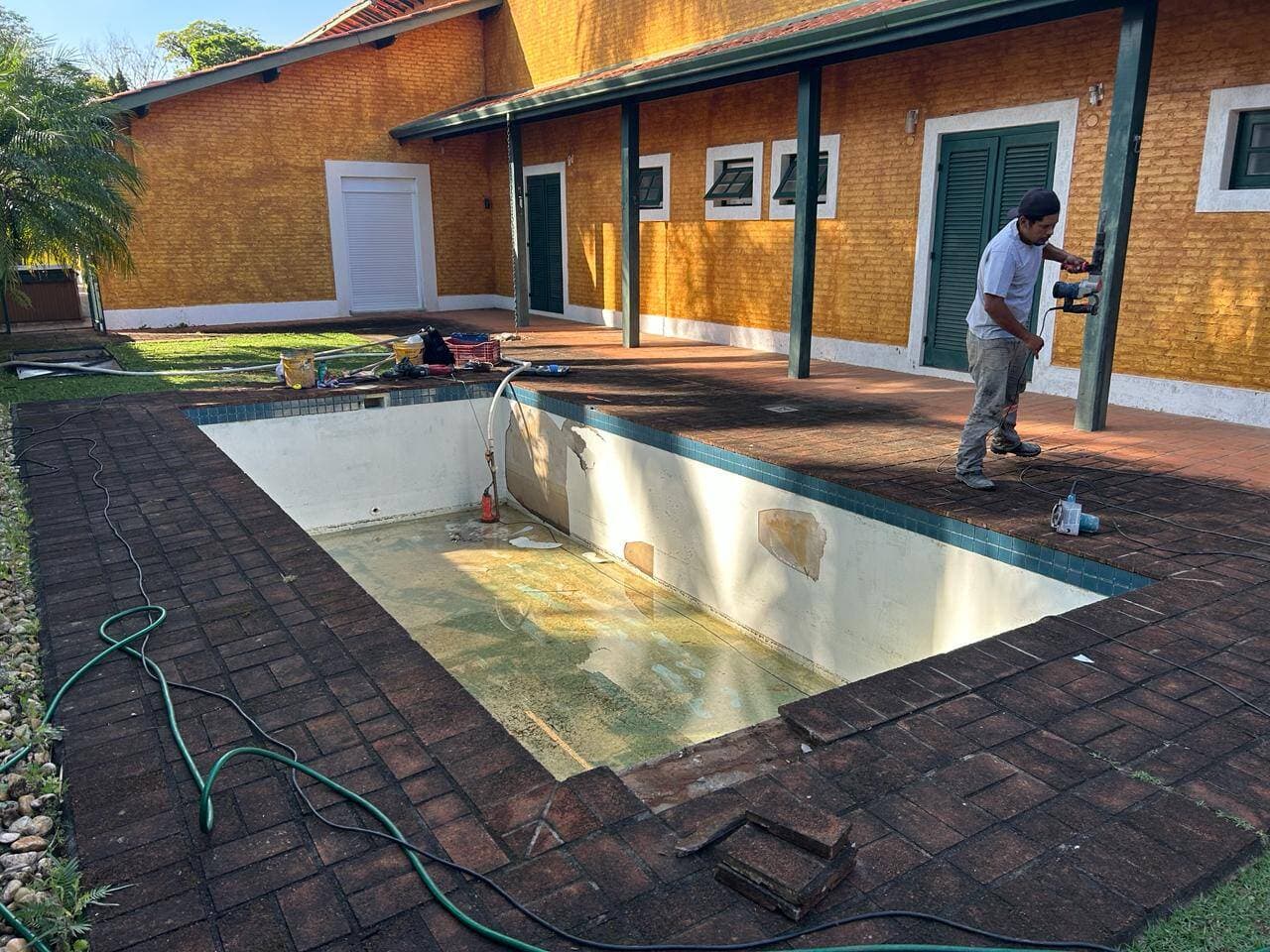 PISCINA 4