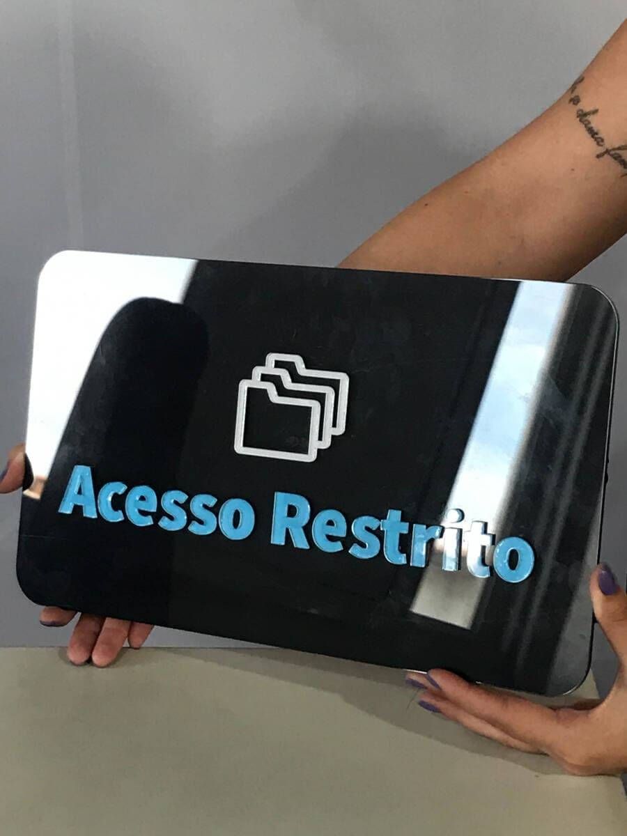 7 vantagens do acrílico na comunicação visual