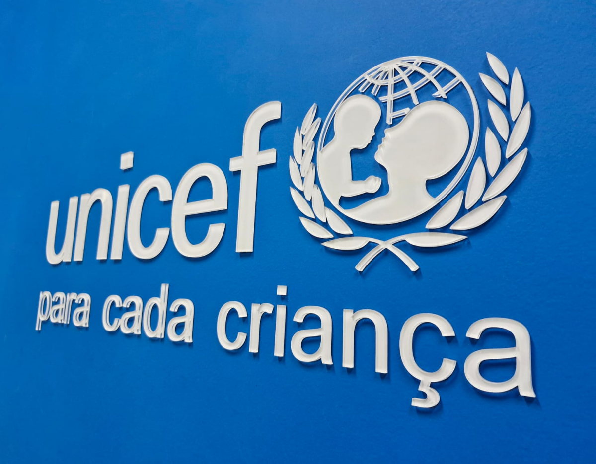 Logo em Acrílico - Foto 16