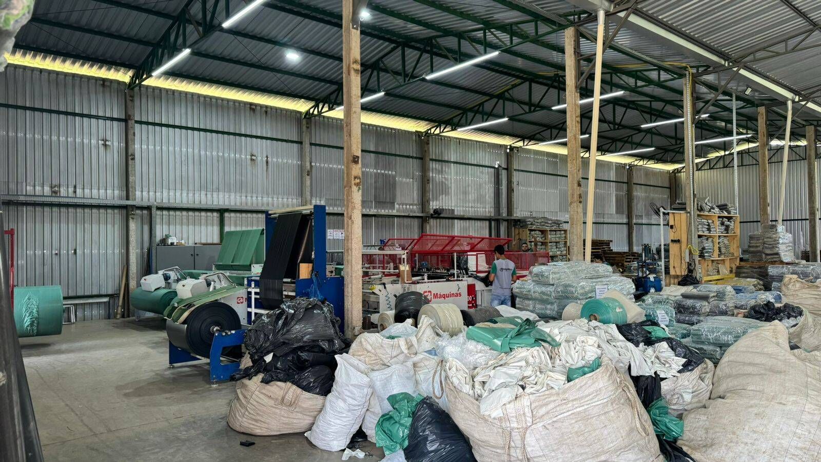 VISÃO AMPLA DAS SACOLEIRAS