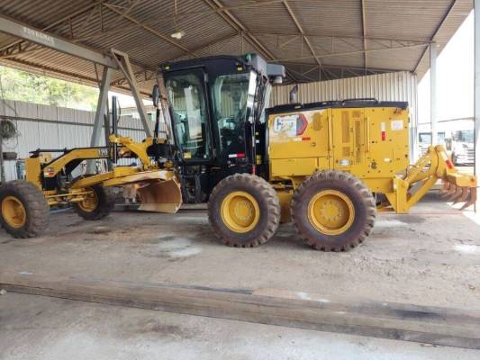 Motoniveladoras - Foto 1