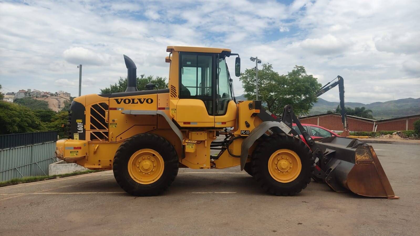 Pás Carregadeiras - Foto 1