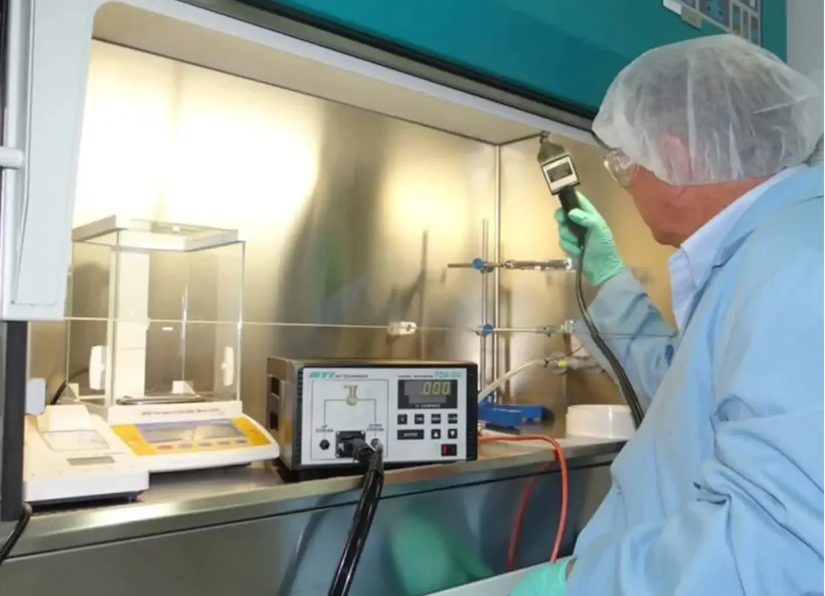 O que é uma cabine de fluxo laminar?