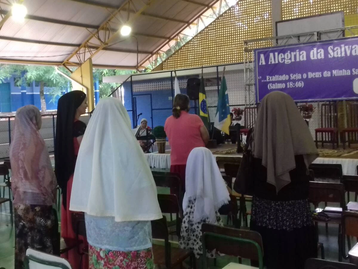 O USO DO VÉU NA IGREJA