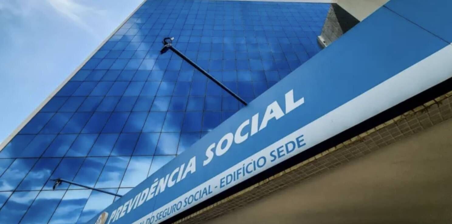 Calendário do INSS 2026 com reajuste de 6,79%