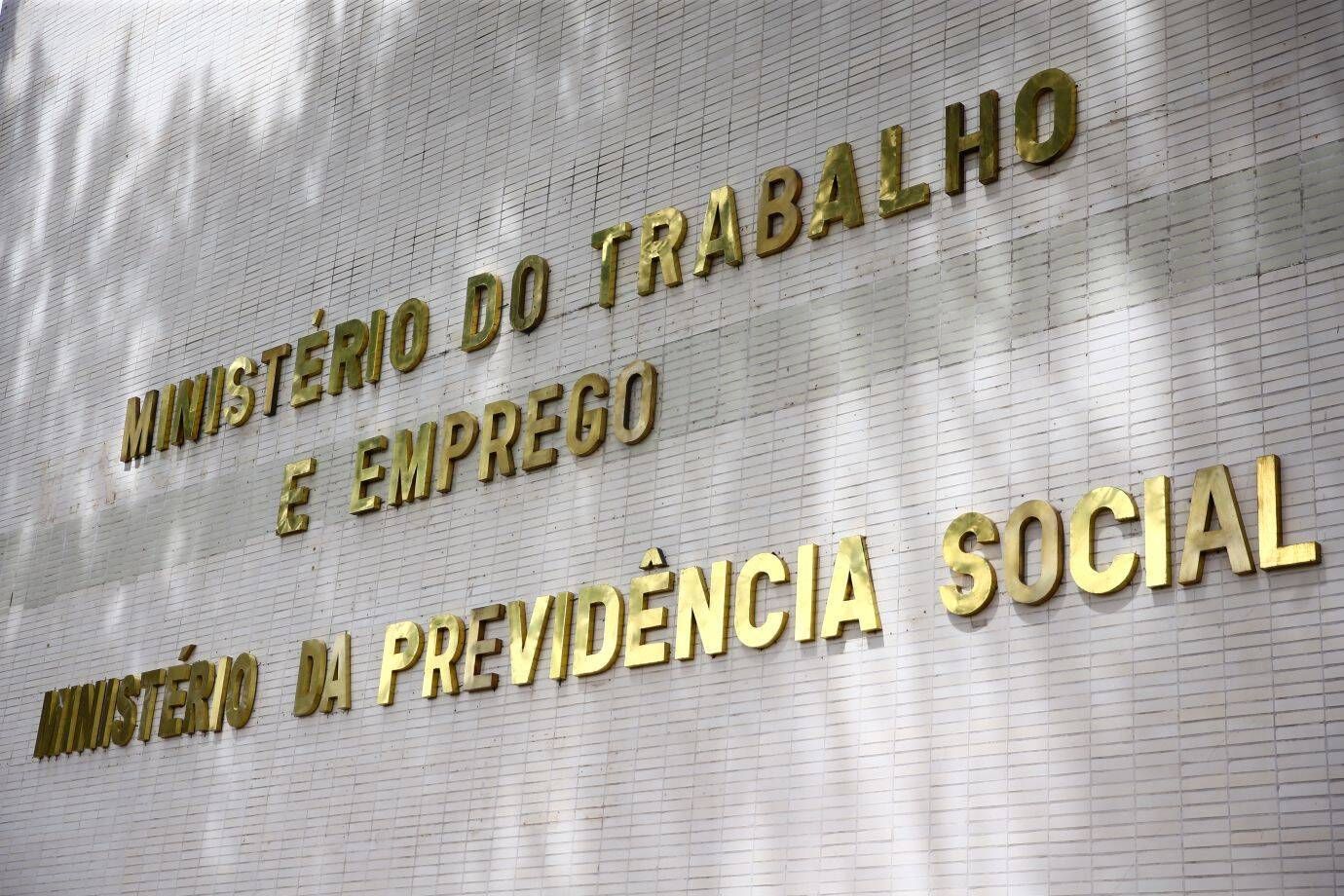 MTE e INSS fecham parceria para incluir mais PCDs e reabilitados no mercado de trabalho