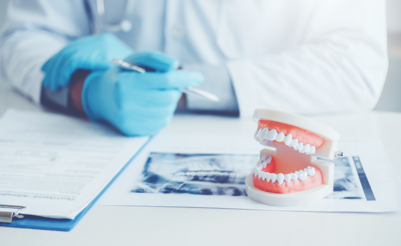 Cirurgias Odontológicas - Foto 1