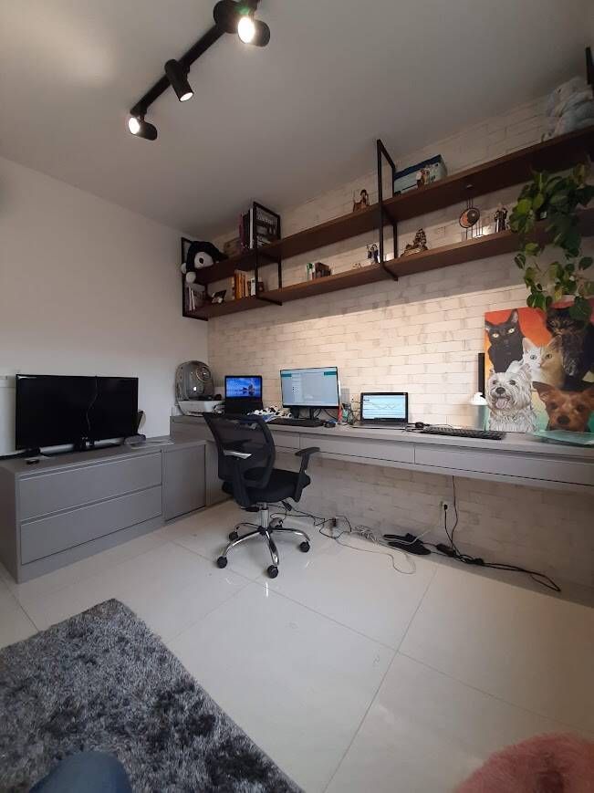 Estantes planejadas: organização com estilo e função