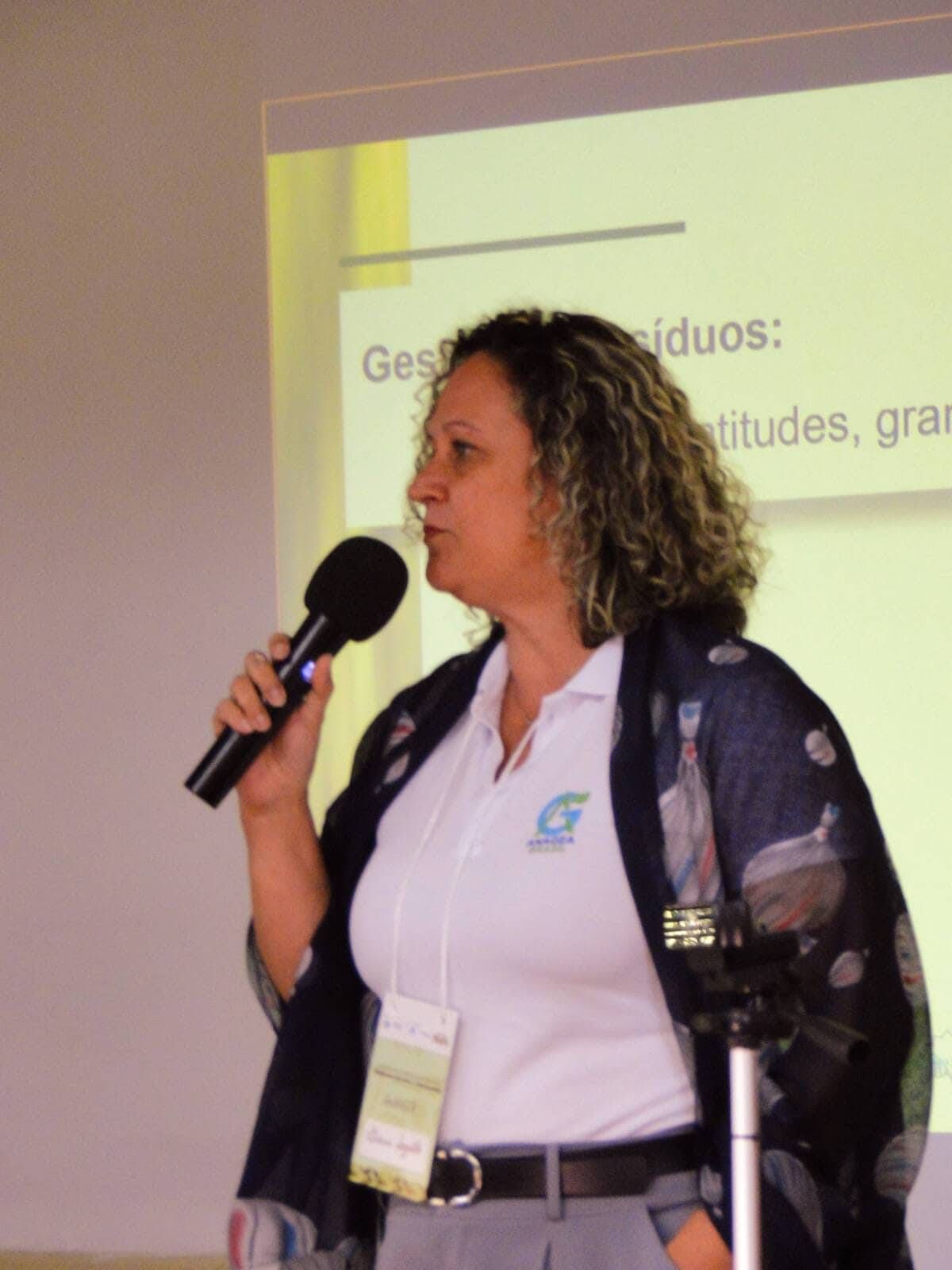 Viviane Logullo - ANAGEA