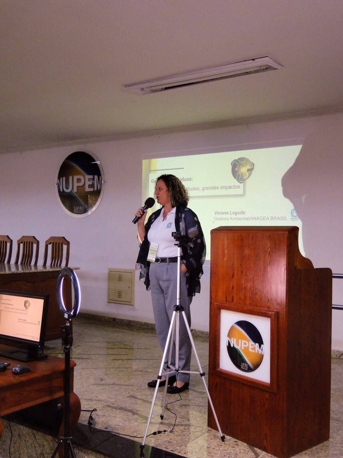 Viviane Logullo - ANAGEA