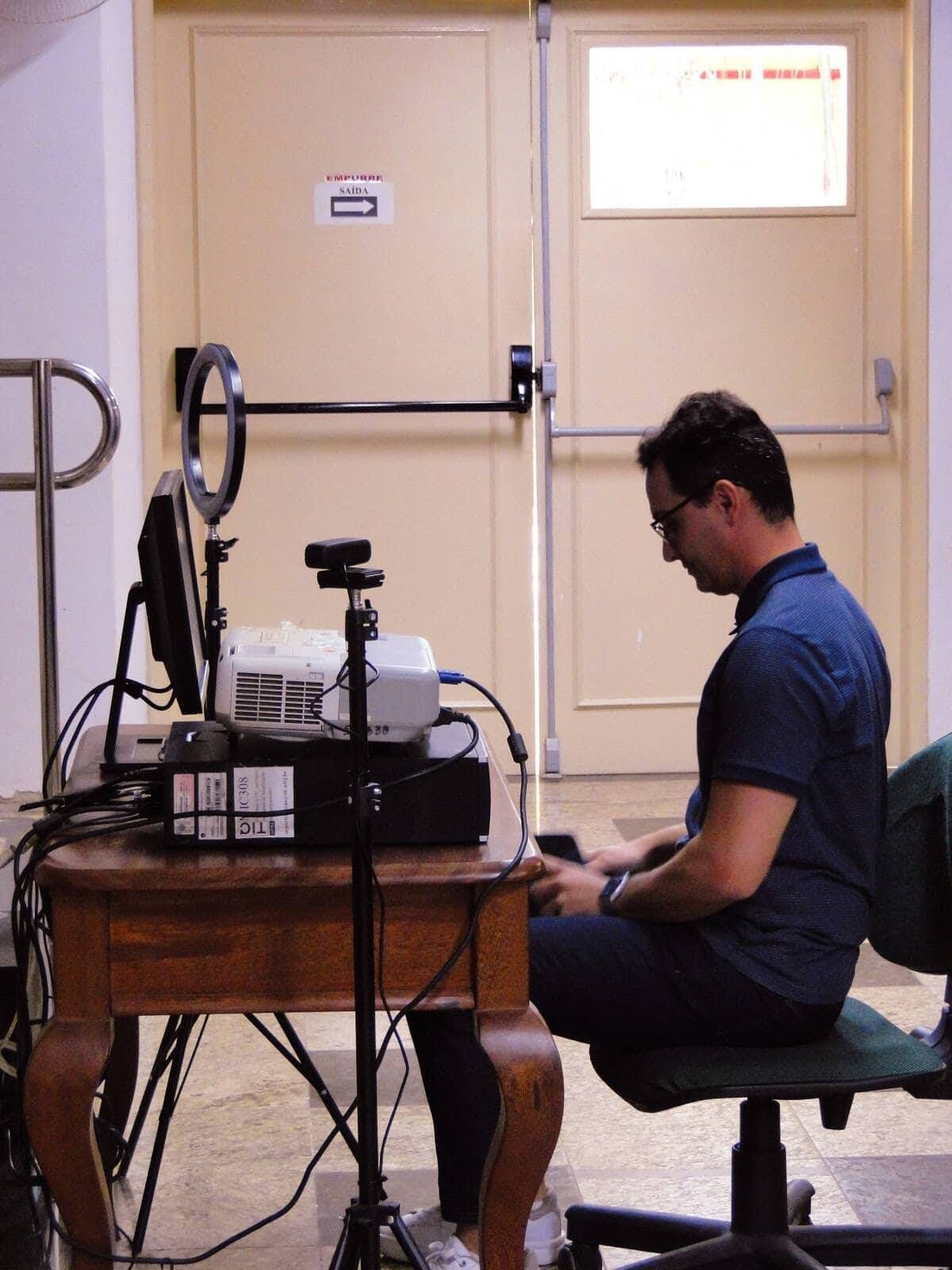 Emanuel Victor (Suporte TIC NUPEM/UFRJ)