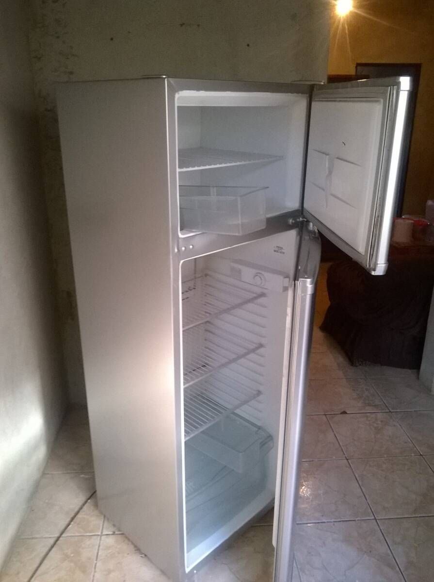 Pintura imitando o inox