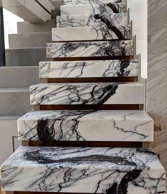 Escada cimento com efeito mármore.